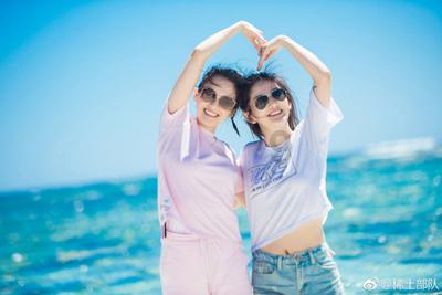 花千骨里 看姐姐这七杀殿不比那绝情殿好吗?下一句是什么