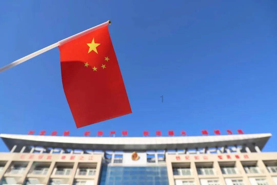 叶罗丽:颜爵新赛季加强,薇夫人薇化了齐娜,齐娜释放了黑化菲灵