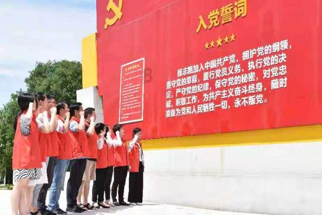 小艾比摄影家