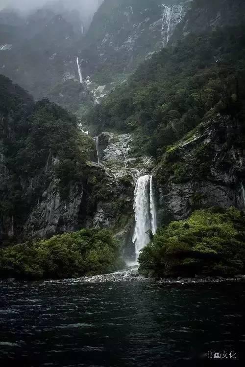 苏菲亚的休闲装