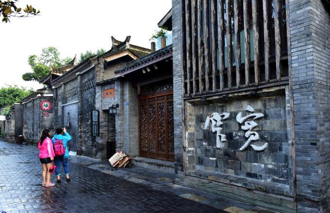 上海一公厕15分钟不出来自动报警，这一设计有何意义？游戏画面